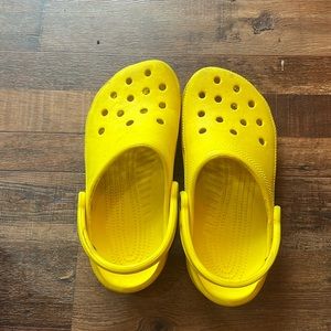 Crocs yellow